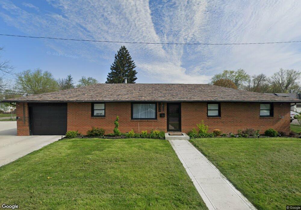 1906 W 16th St, Anderson, IN 46016 - photo 1