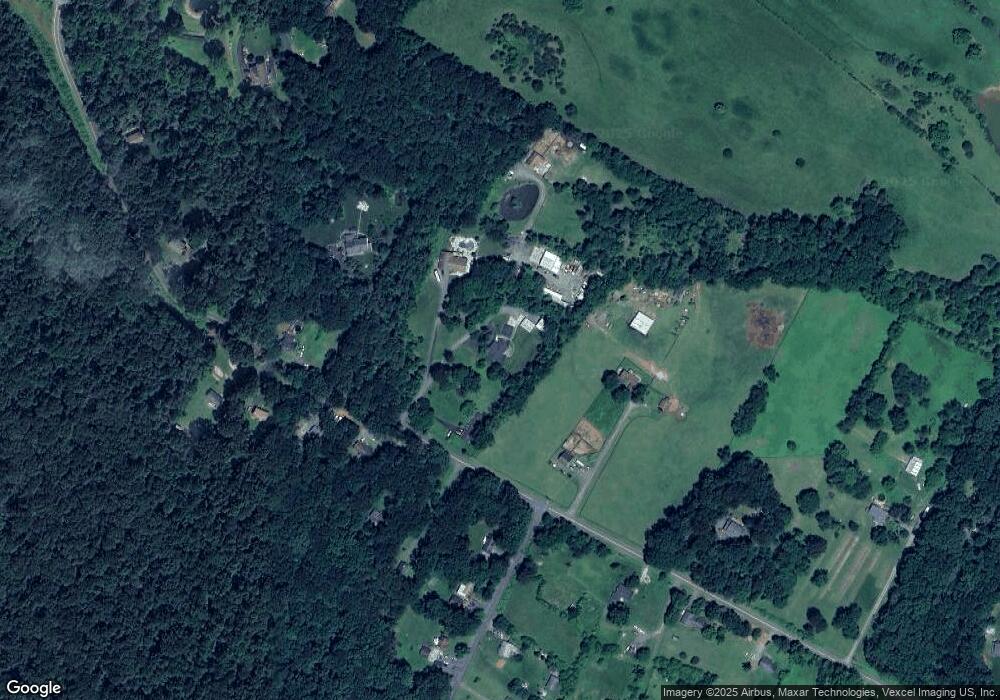 8010 Botha Rd, Warrenton, VA 20186 - photo 1