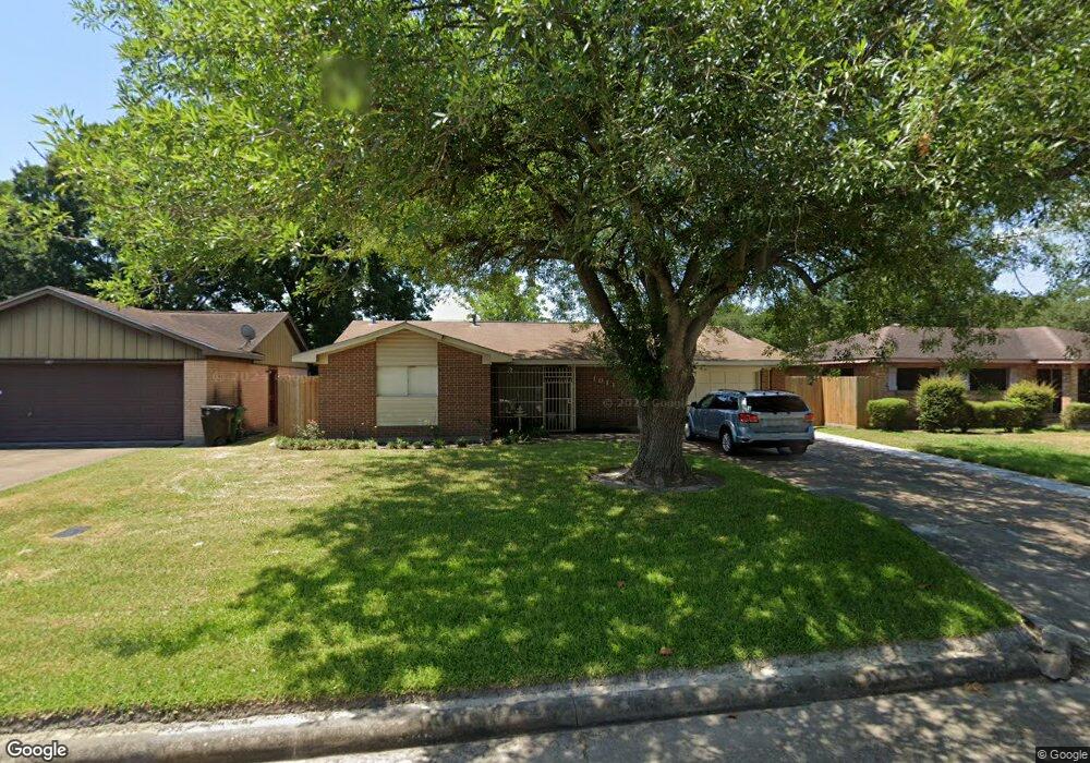 1011 Mosher Ln, Houston, TX 77088 - photo 1