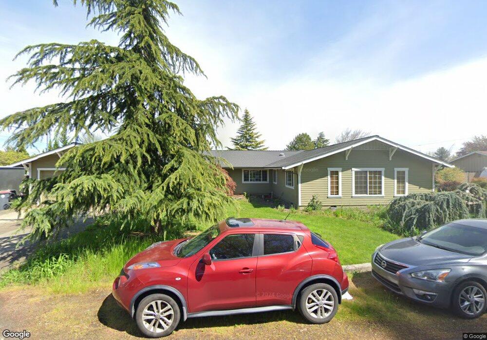 5204 Dobrot Way, Central Point, OR 97502 - photo 1