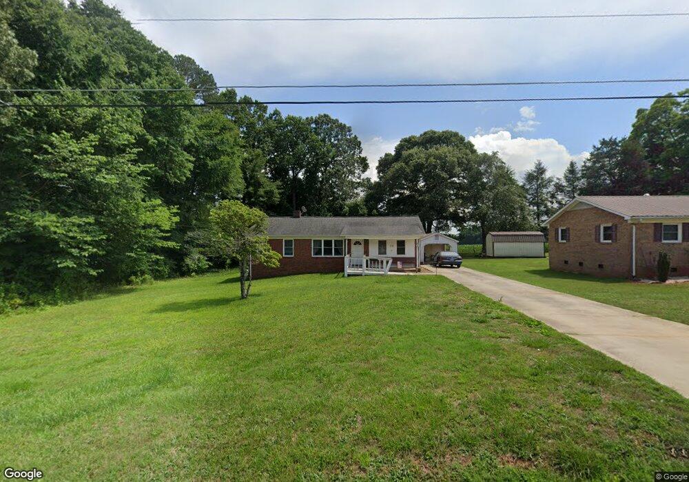 118 Hodge Ln, Statesville, NC 28677 - photo 1