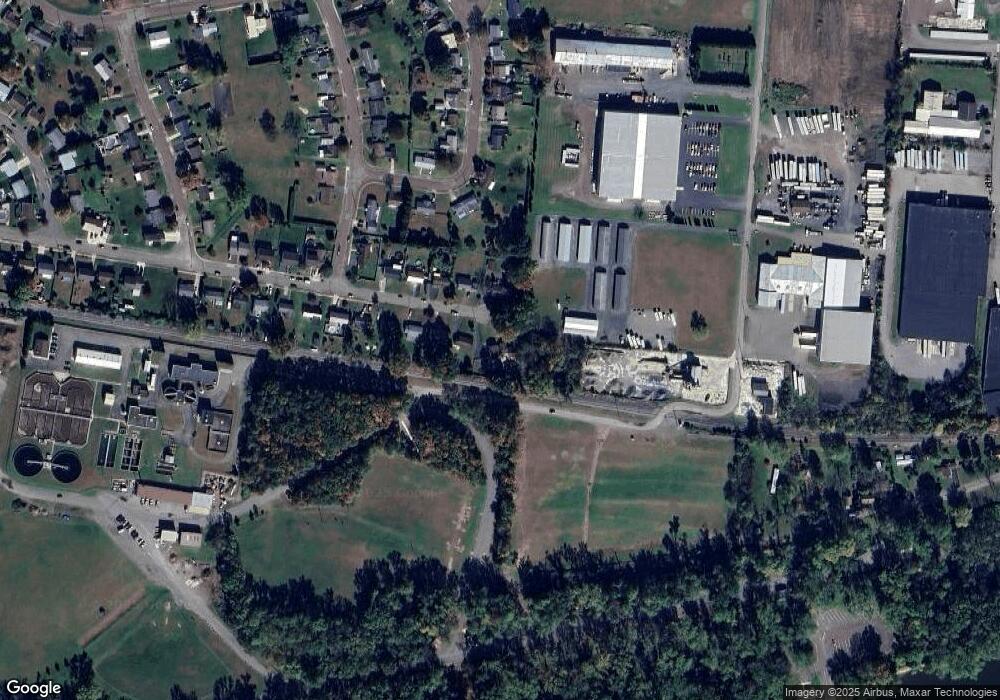 425 Maple Rd, Berwick, PA 18603 - photo 1