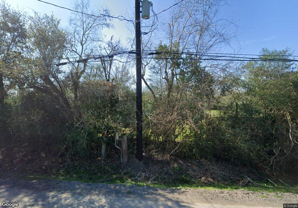 625 Thompson Rd, Alvin, TX 77511 - photo 1