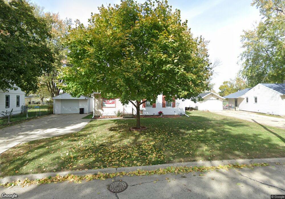 313 E 22nd St S, Newton, IA 50208 - photo 1