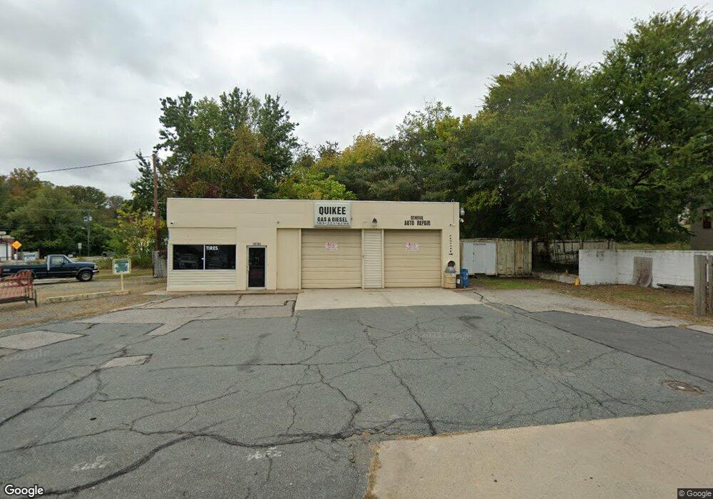 18704 Old Triangle Rd, Triangle, VA 22172 - photo 1