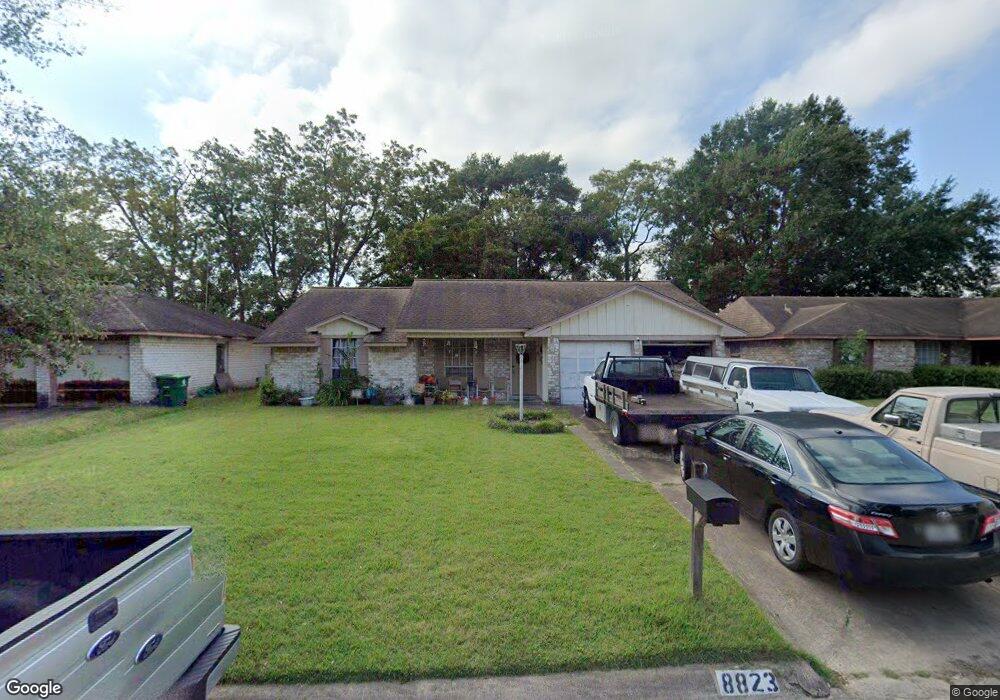 8823 Creeping Vine Ln, Houston, TX 77088 - photo 1