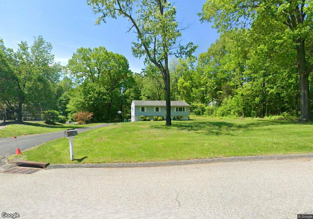 14 Stenger Ct, Wappingers Falls, NY 12590 - photo 1