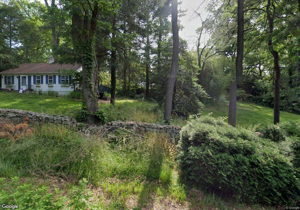 109 Webbs Hill Rd unit B, Stamford, CT 06903 - photo 1