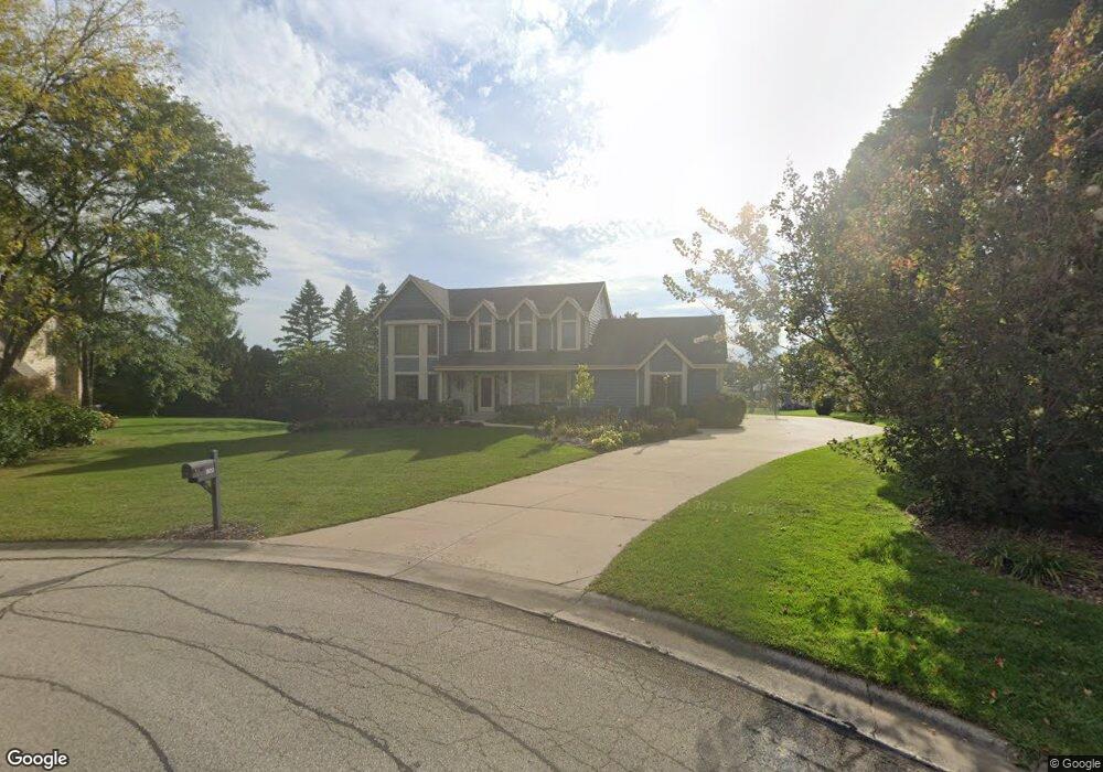 W154N10217 Regency Ct S, Germantown, WI 53022 - photo 1