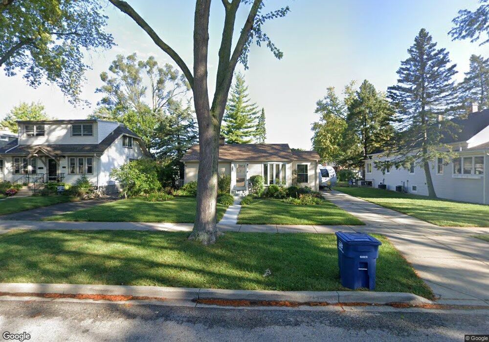 926 Walter Ave, Des Plaines, IL 60016 - photo 1