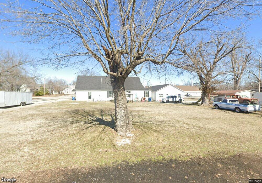 401 S Cowgill St, Carl Junction, MO 64834 - photo 1
