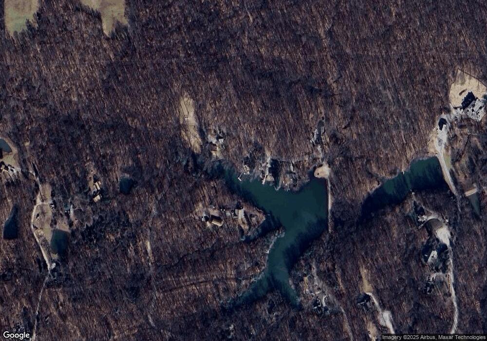 1709 N Lost Lake Rd, Columbus, IN 47201 - photo 1