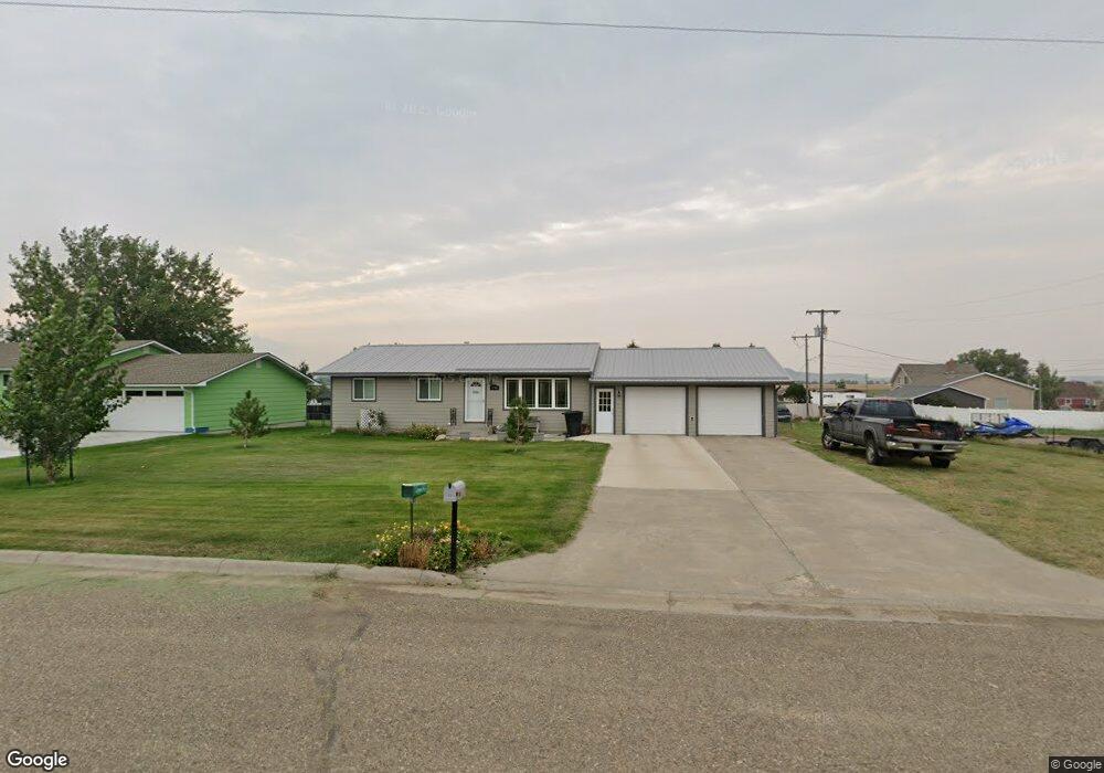 1748 10th St W, Havre, MT 59501 - photo 1