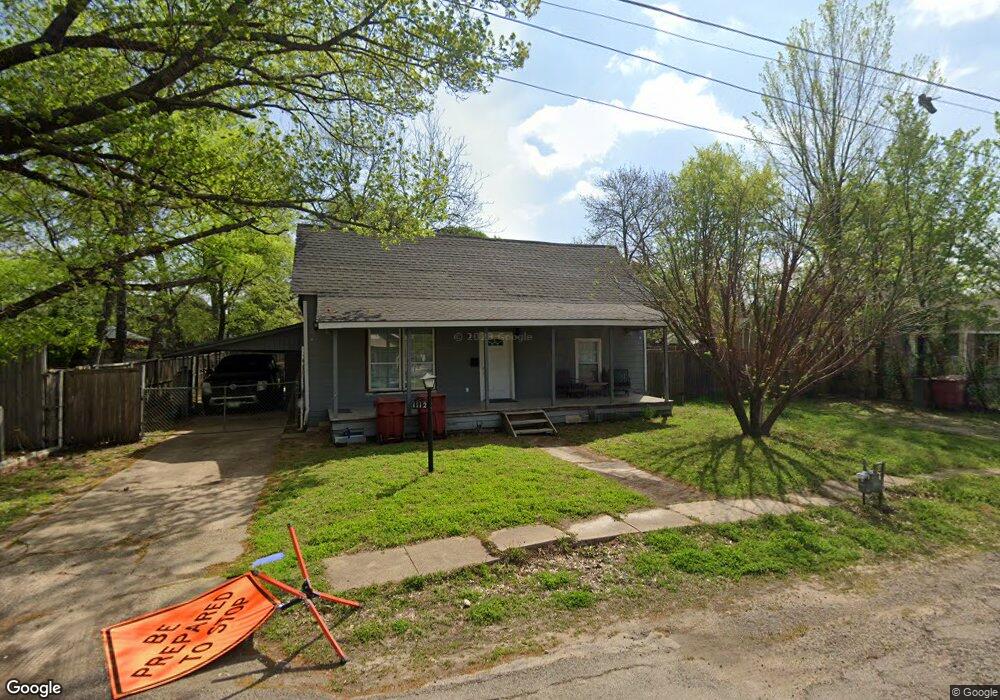 1112 Chestnut St, Bonham, TX 75418 - photo 1