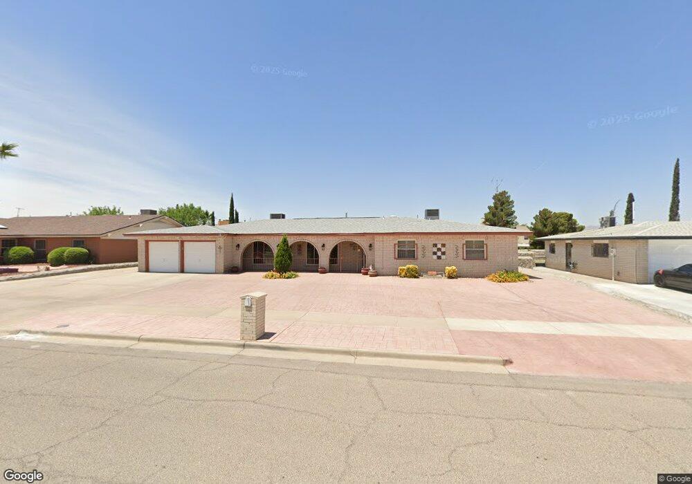 10546 Tomwood Ave, El Paso, TX 79925 - photo 1