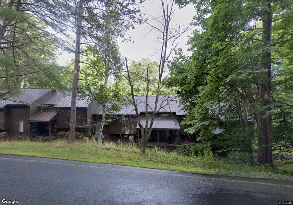 401 Old Quechee Rd, Hartford, VT 05001 - photo 1