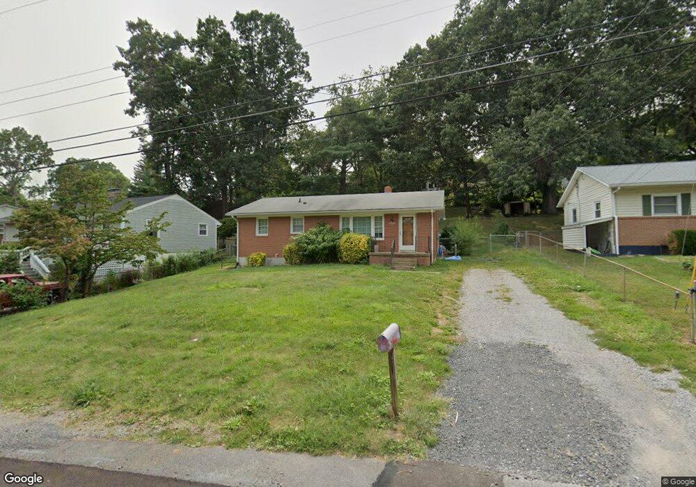 106 Robinhood Rd, Staunton, VA 24401 - photo 1