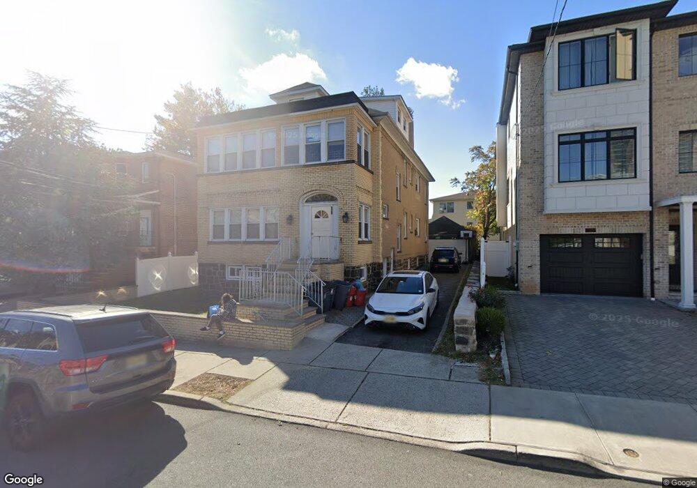 282 Knox Ave, Cliffside Park, NJ 07010 - photo 1