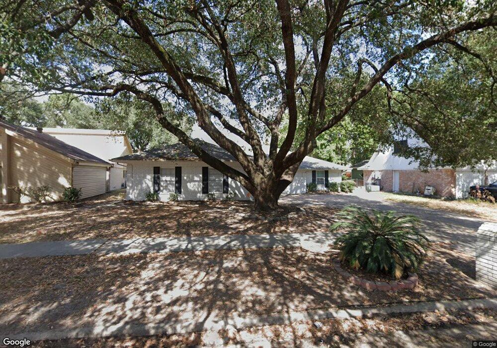 5810 Arncliffe Dr, Houston, TX 77088 - photo 1