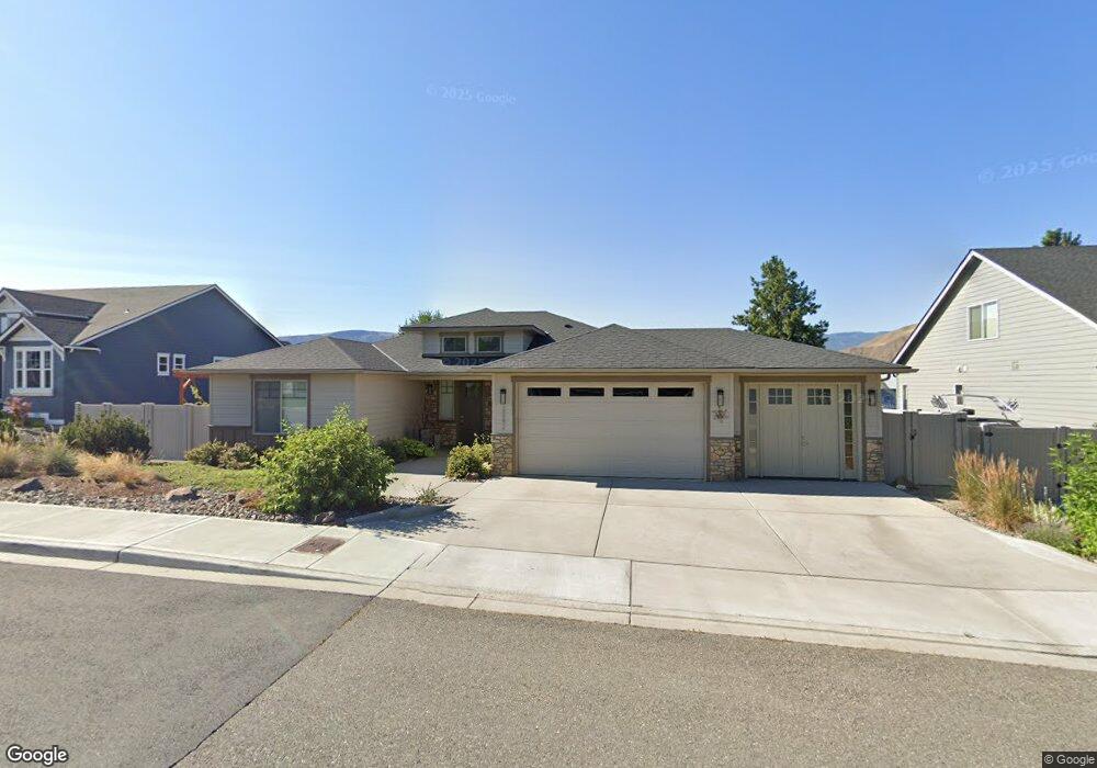 2042 Legacy Place SE, East Wenatchee, WA 98802 - photo 1