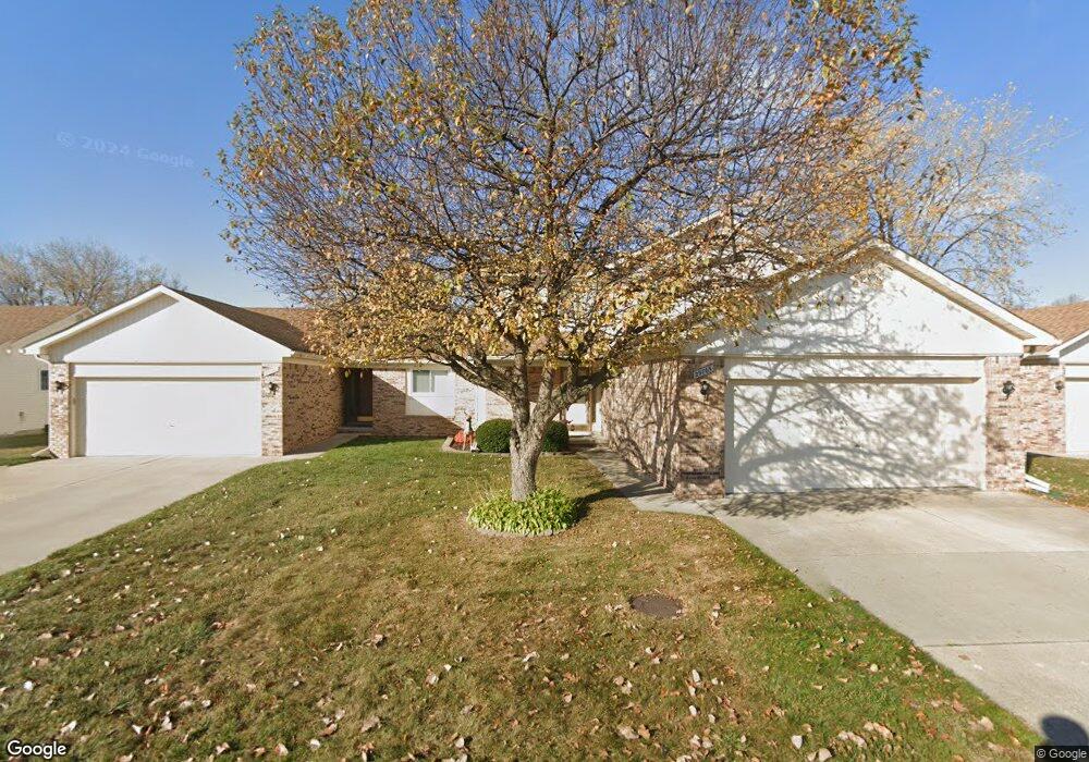 29759 Arnell Ct, Roseville, MI 48066 - photo 1