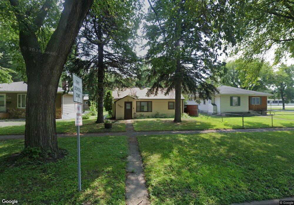 1127 S 12th St, Grand Forks, ND 58201 - photo 1