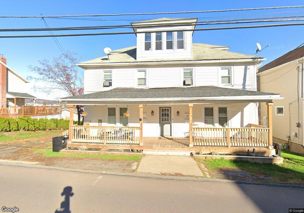 213 Robert St, Nanticoke, PA 18634 - photo 1