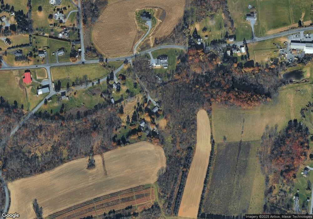 4652 Trestle Ln, Slatington, PA 18080 - photo 1