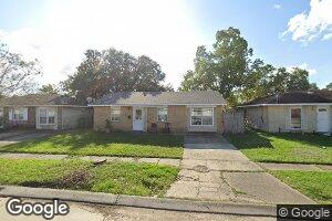 1140 Sandalwood Dr, Harvey, LA 70058