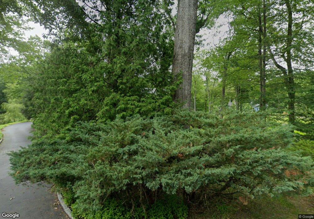 84 Dundee Rd, Stamford, CT 06903 - photo 1