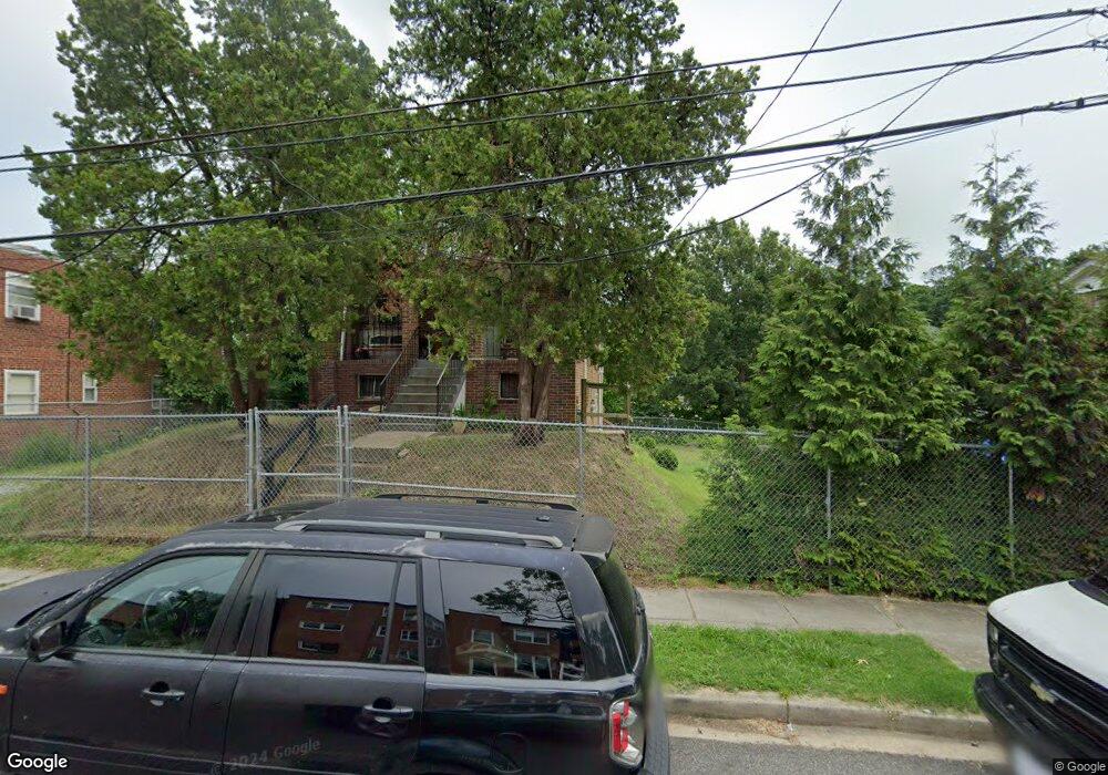 316 55th St NE, Washington, DC 20019 - photo 1