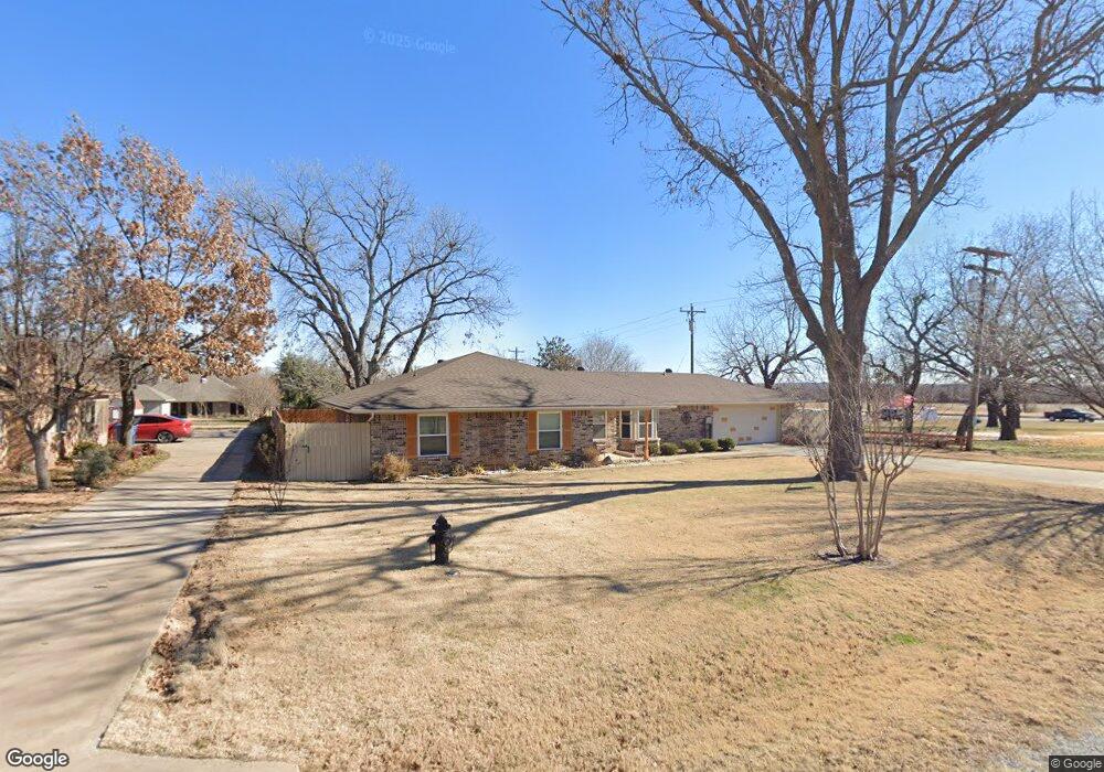 2619 W Highland Dr, Granbury, TX 76049 - photo 1