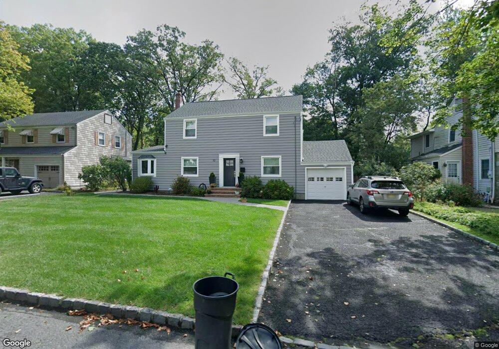 32 Wellington Rd, Livingston, NJ 07039 - photo 1