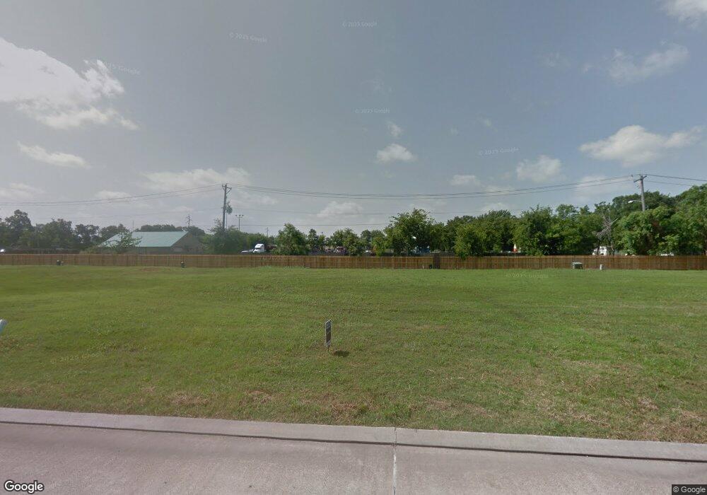 201 Midtown Park Dr, Alvin, TX 77511 - photo 1