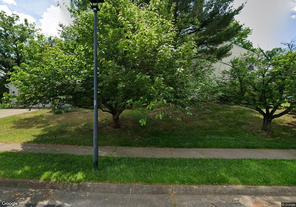 8205 Labbe Ln, Vienna, VA 22182 - photo 1