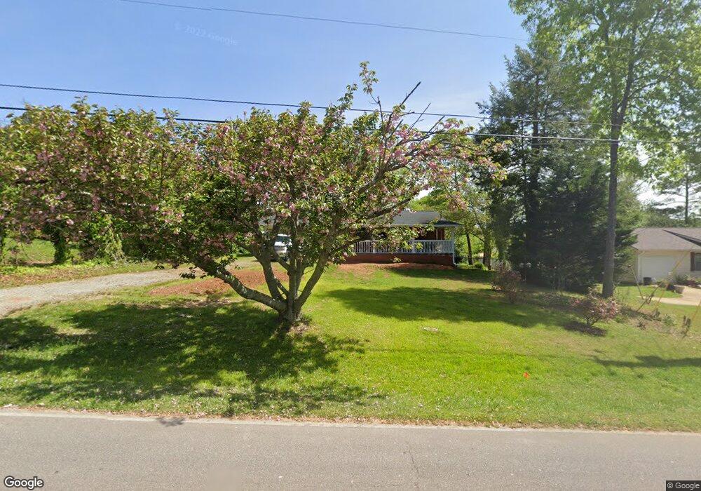 6448 Paradise Point Rd, Flowery Branch, GA 30542 - photo 1