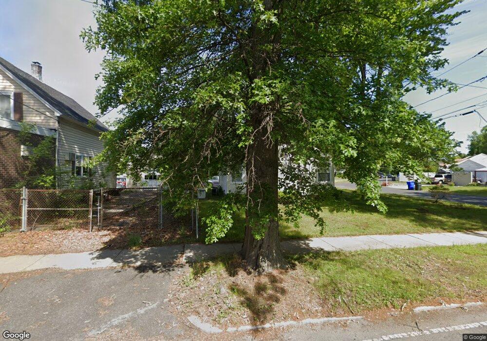 878 Berkshire Ave, Indian Orchard, MA 01151 - photo 1