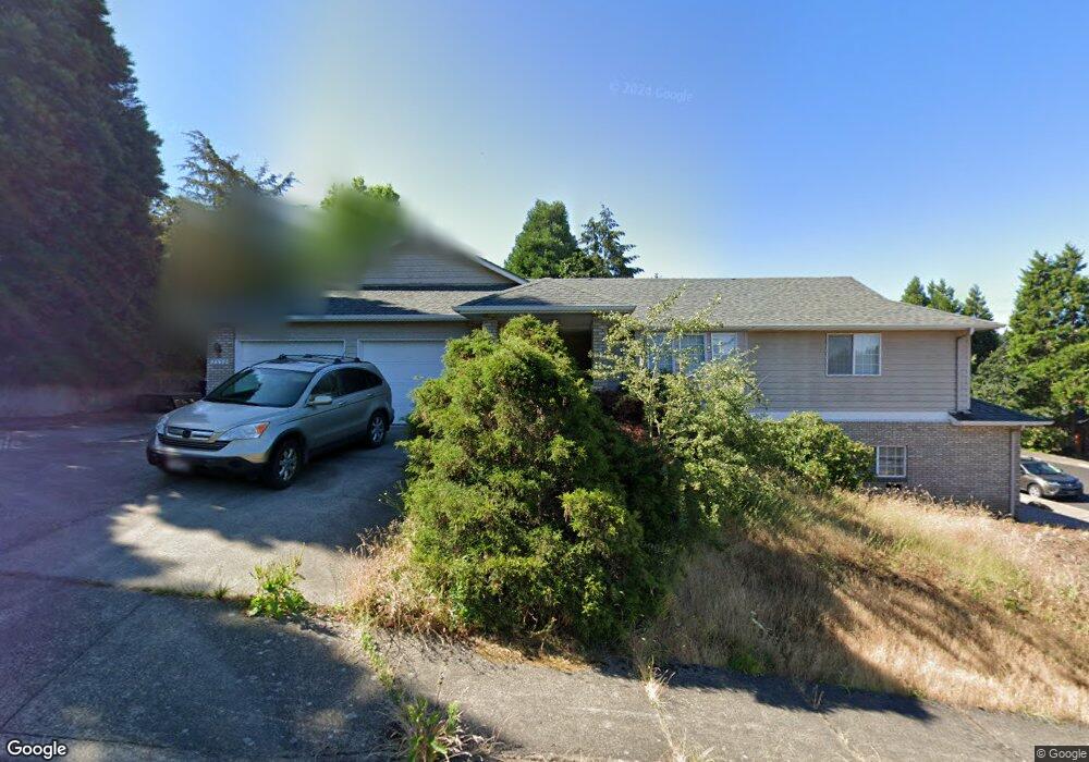 2559 Moon Mountain Dr, Eugene, OR 97403 - photo 1