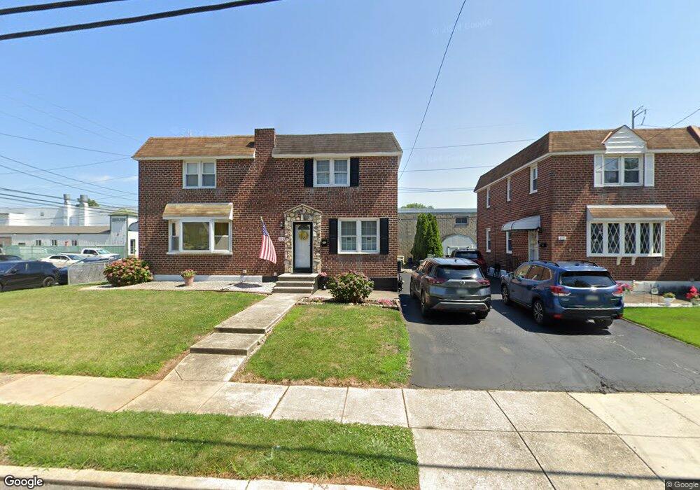 812 2nd Ave, Folsom, PA 19033 - photo 1