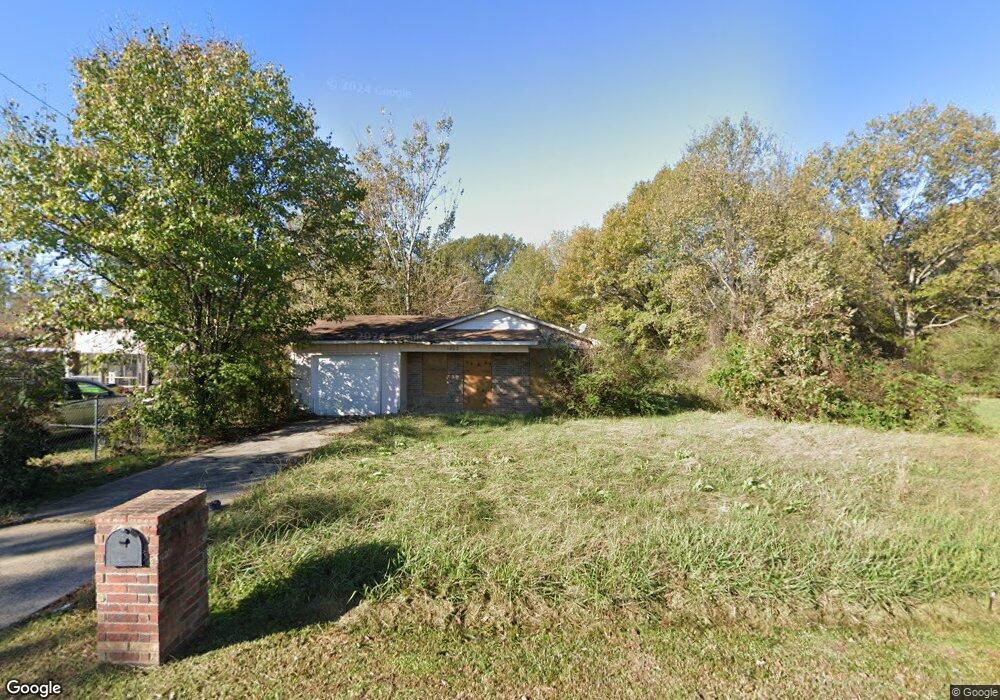 1802 S Vine St, Stuttgart, AR 72160 - photo 1