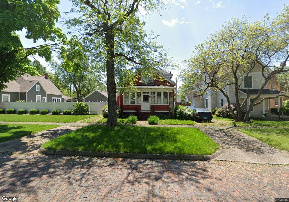 1113 Wabash Ave, Mattoon, IL 61938 - photo 1