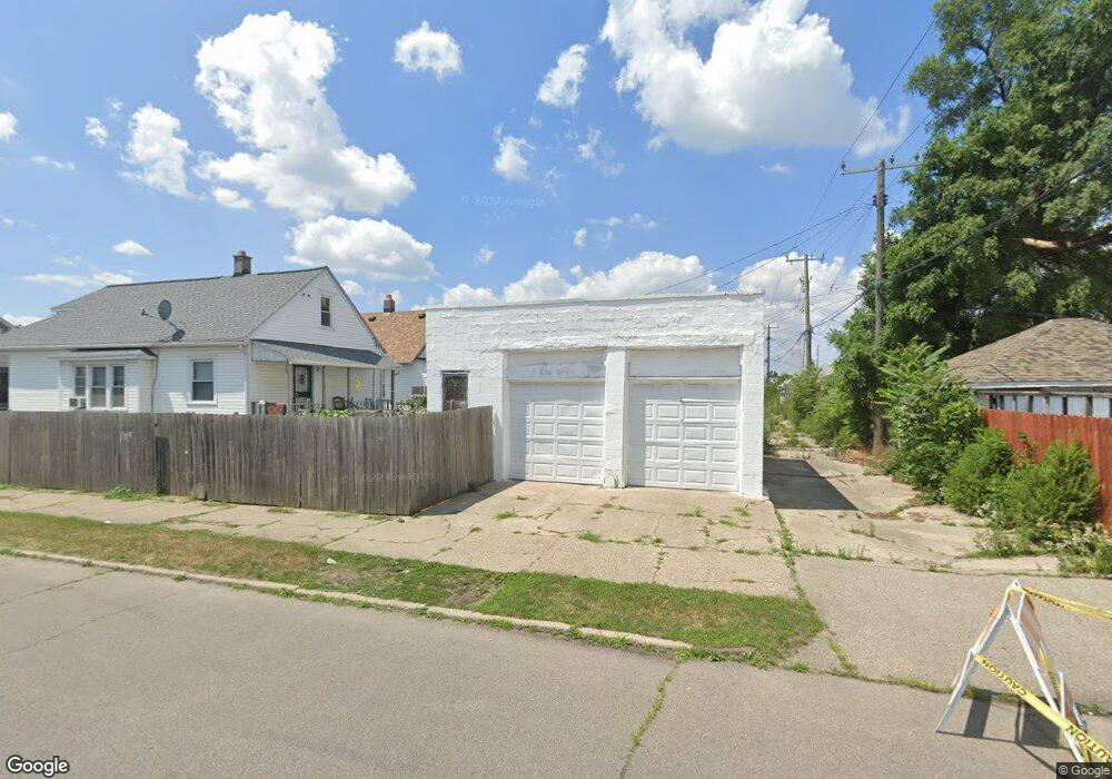 12504 Charest St, HamtraMcK, MI 48212 - photo 1