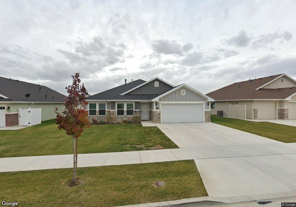 1136 S Neville St, Layton, UT 84041 - photo 1
