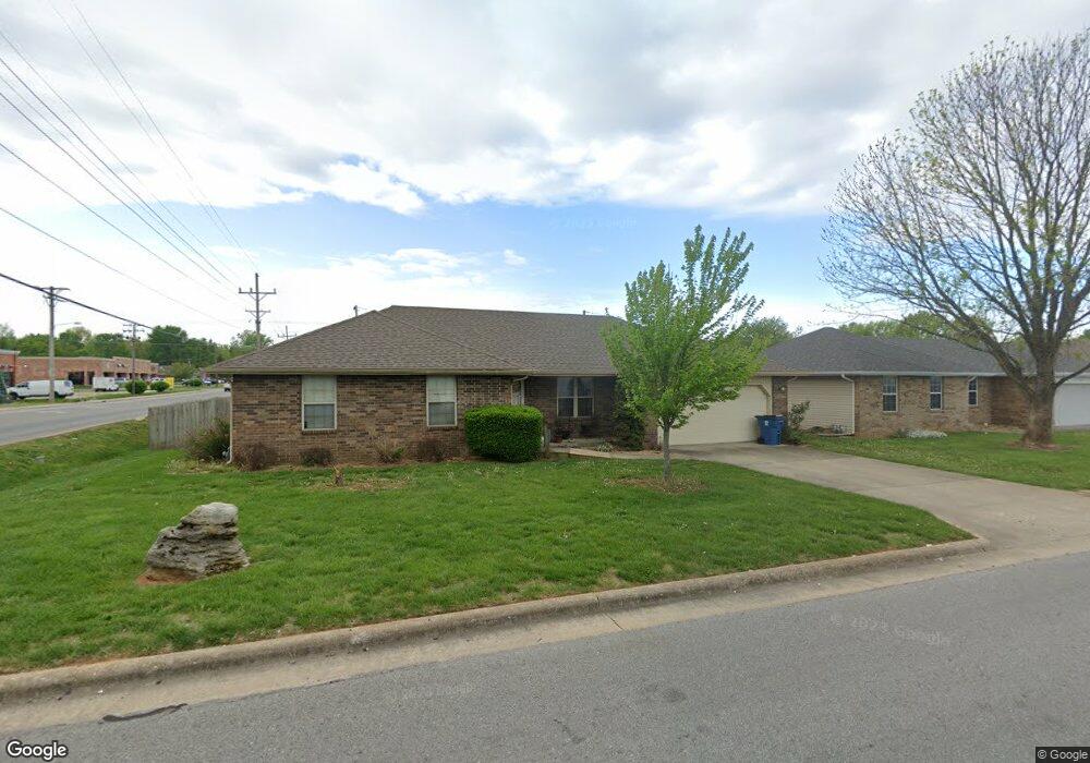 102 W Hunter Dr, Nixa, MO 65714 - photo 1