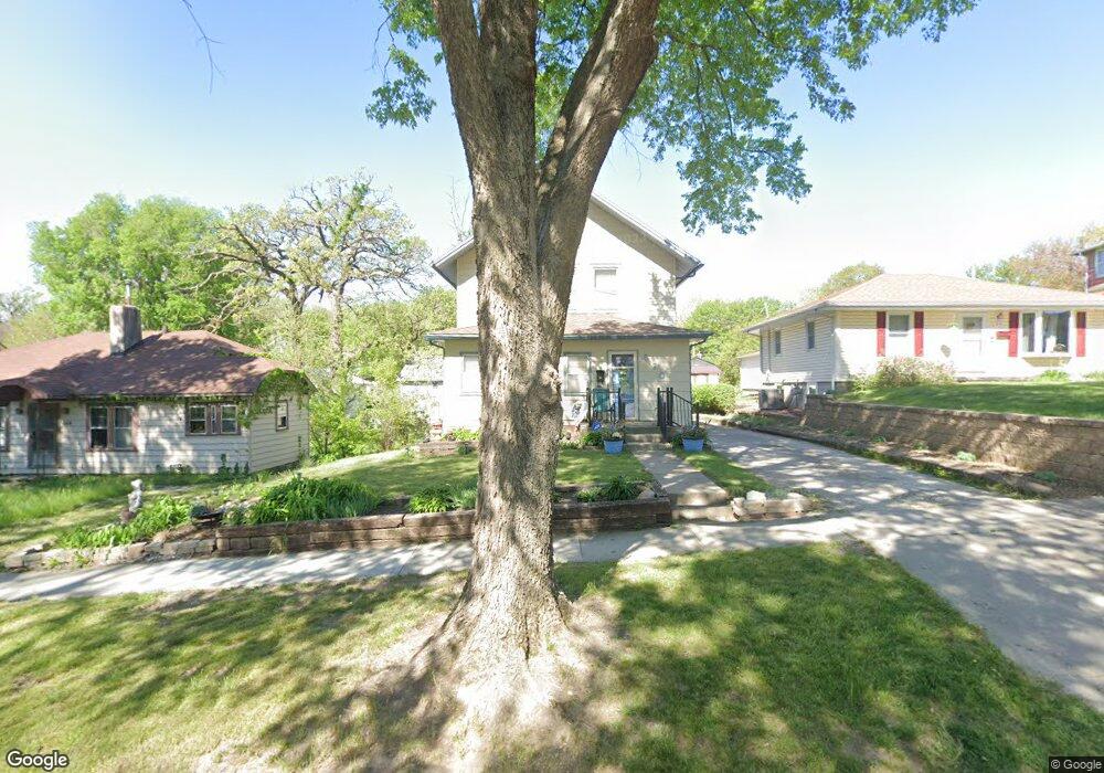 670 26th St, Des Moines, IA 50312 - photo 1