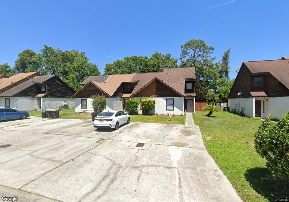 7627 Melissa Ct N, Jacksonville, FL 32210 - photo 1