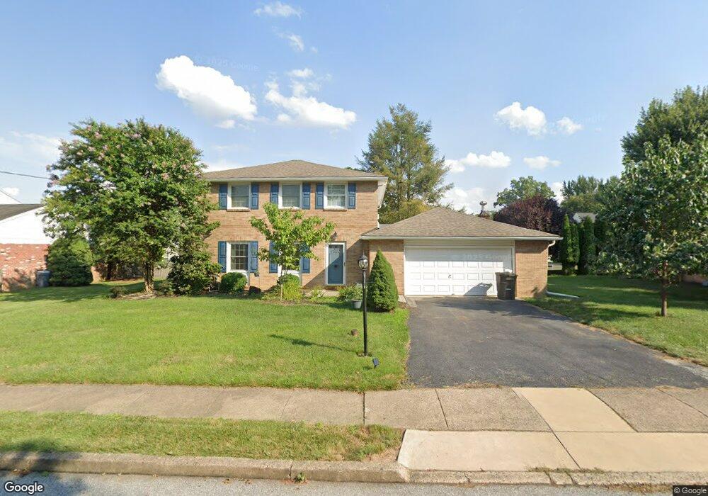 712 Avondale Ln, Swarthmore, PA 19081 - photo 1