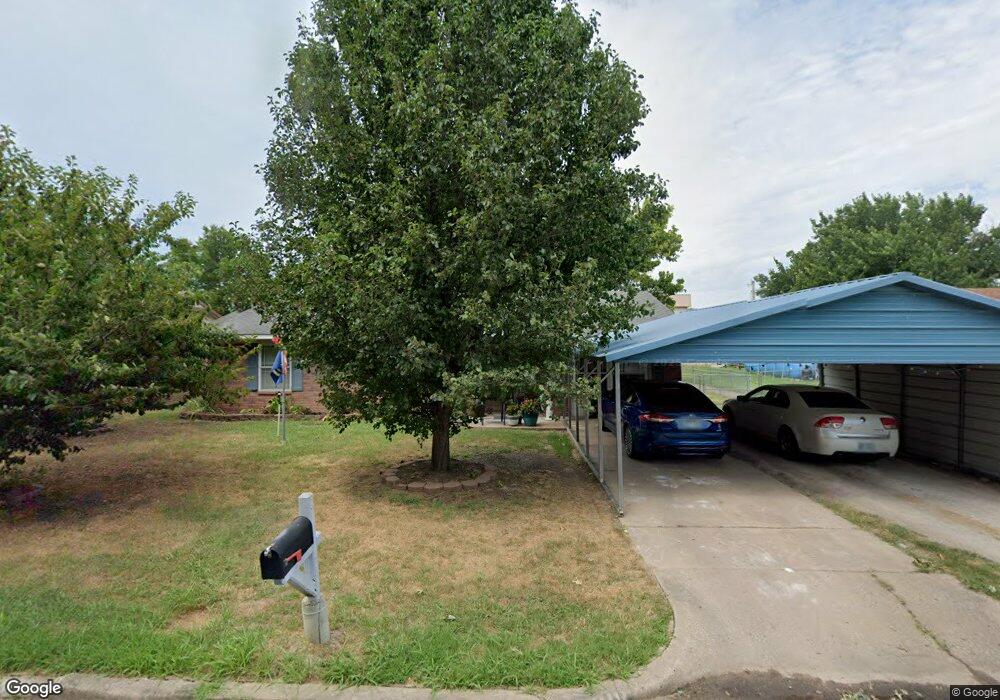 1118 S Broadway St, Skiatook, OK 74070 - photo 1