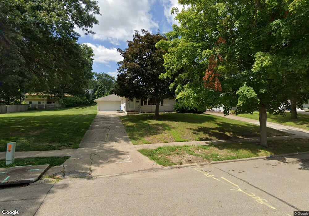 4034 53rd St, Des Moines, IA 50310 - photo 1