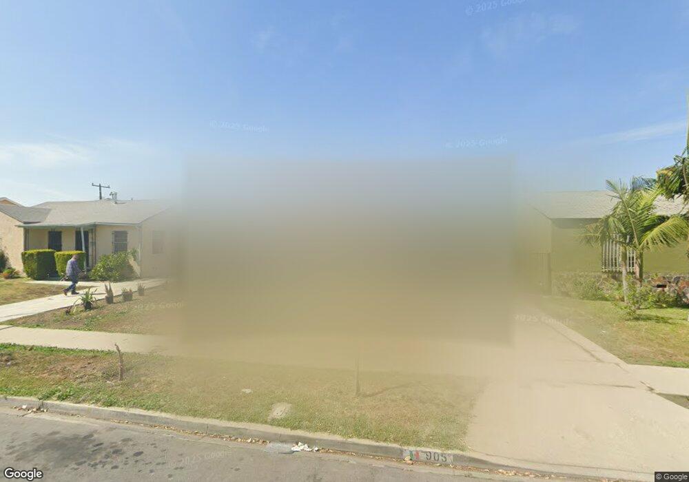 905 W Laurel St, Compton, CA 90220 - photo 1